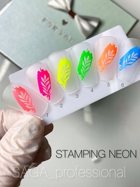 Неоновий лак для стемпінгу SAGA Professional Stamping paint Neon #6, 8 мл SAGA-STNEON-06 фото