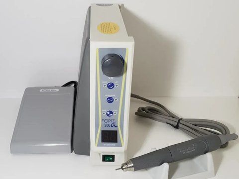 Фрезер для апаратного манікюру та педикюру Forte 200a/100aIII, 230 Вт, 50 000 об/хв FORTE-200A/100AIII фото
