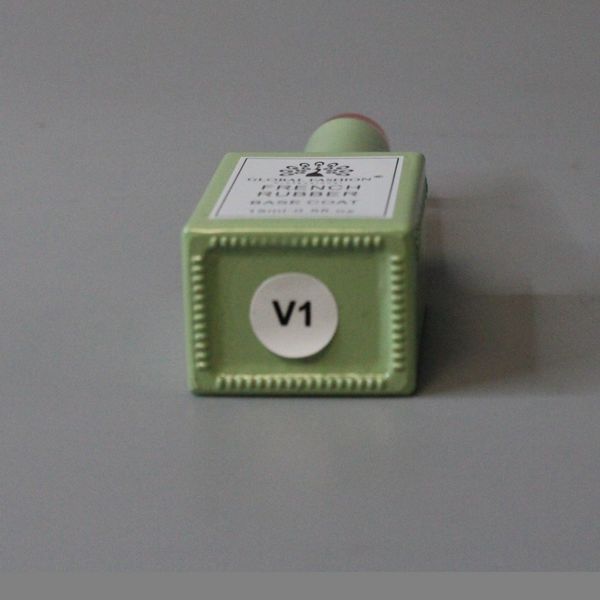База для нігтів Global Fashion French Rubber Base Coat 01, 15 мл 23821 фото
