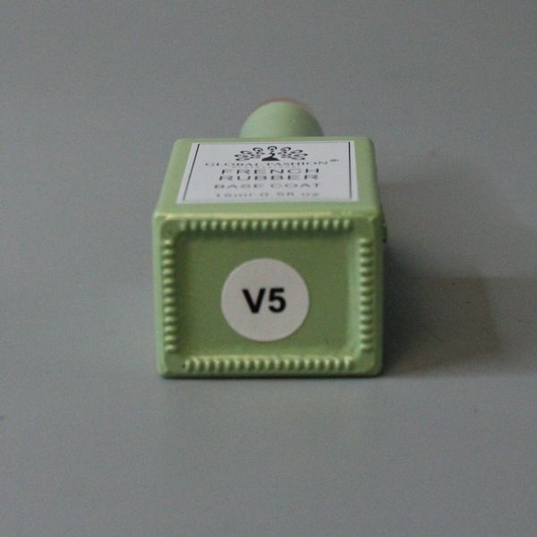 База для нігтів Global Fashion French Rubber Base Coat 05, 15 мл 23825 фото