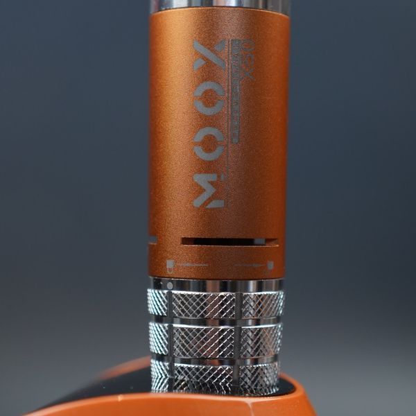 Фрезер для манікюру та педикюру MOOX X 805 55&nbsp;000 об/хв, 80 W, Orange Moox-805-OR фото